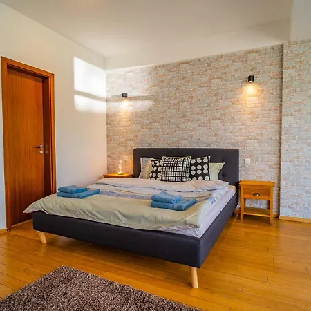 Apartament Sunny & Spacious Place With Breathtaking View