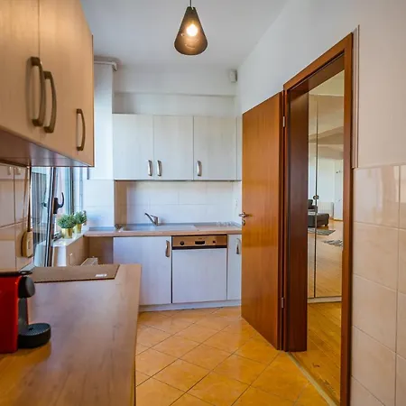 Apartment Sunny & Spacious Place With Breathtaking View Bucharest