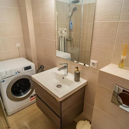 Sunny & Spacious Place With Breathtaking View Apartment Bucharest