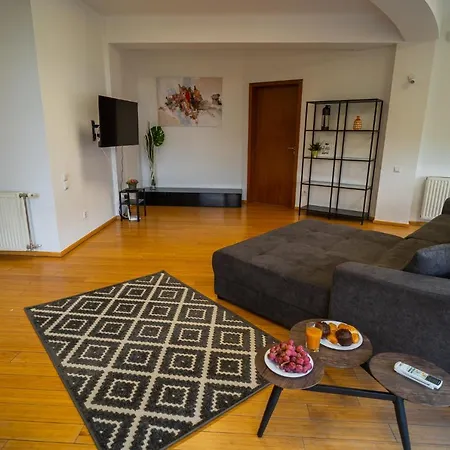 Apartment Sunny & Spacious Place With Breathtaking View