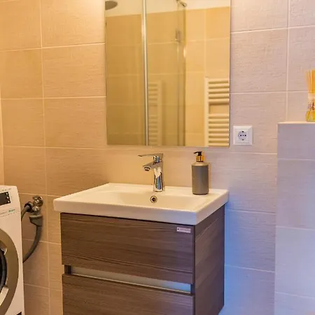 Sunny & Spacious Place With Breathtaking View Apartment Bucharest