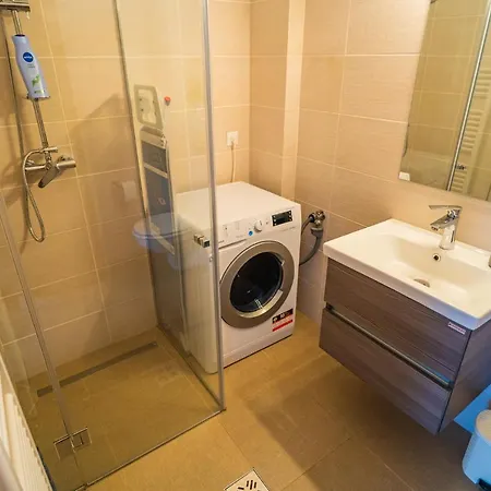Sunny & Spacious Place With Breathtaking View * Bucharest
