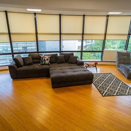 Sunny & Spacious Place With Breathtaking View * Bucharest